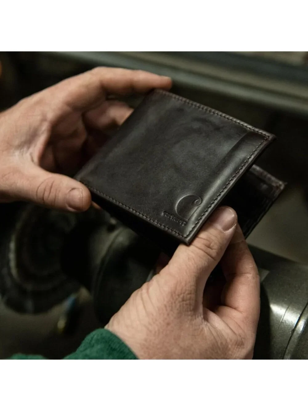 Durable Oil Tan Leather Wallet for Men, Front Pocket & Trifold Design, Perfect